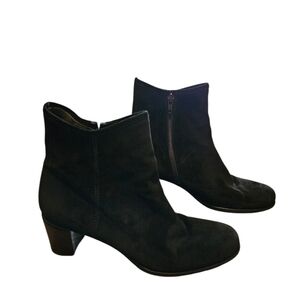 Stuart Weitzman Black Suede Ankle Booties Size 9